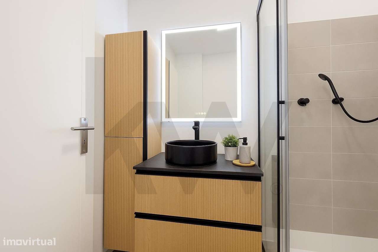 Apartamento T4 Renovado no Planalto – Santarém-23