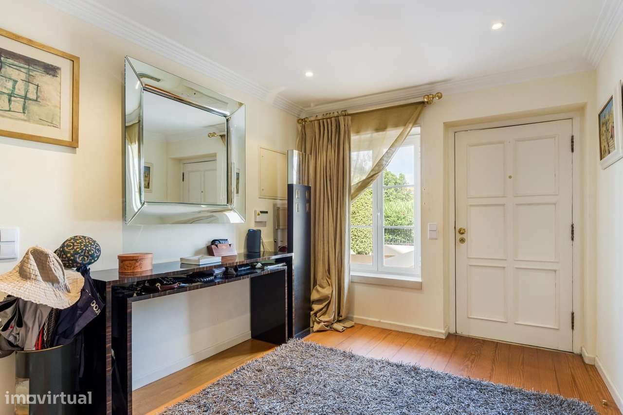 Moradia em Banda T4 + 1 com piscina, Torre, Cascais - Grande imagem: 4/50