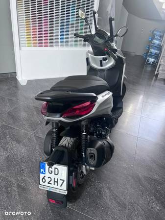 Piaggio Beverly - 3