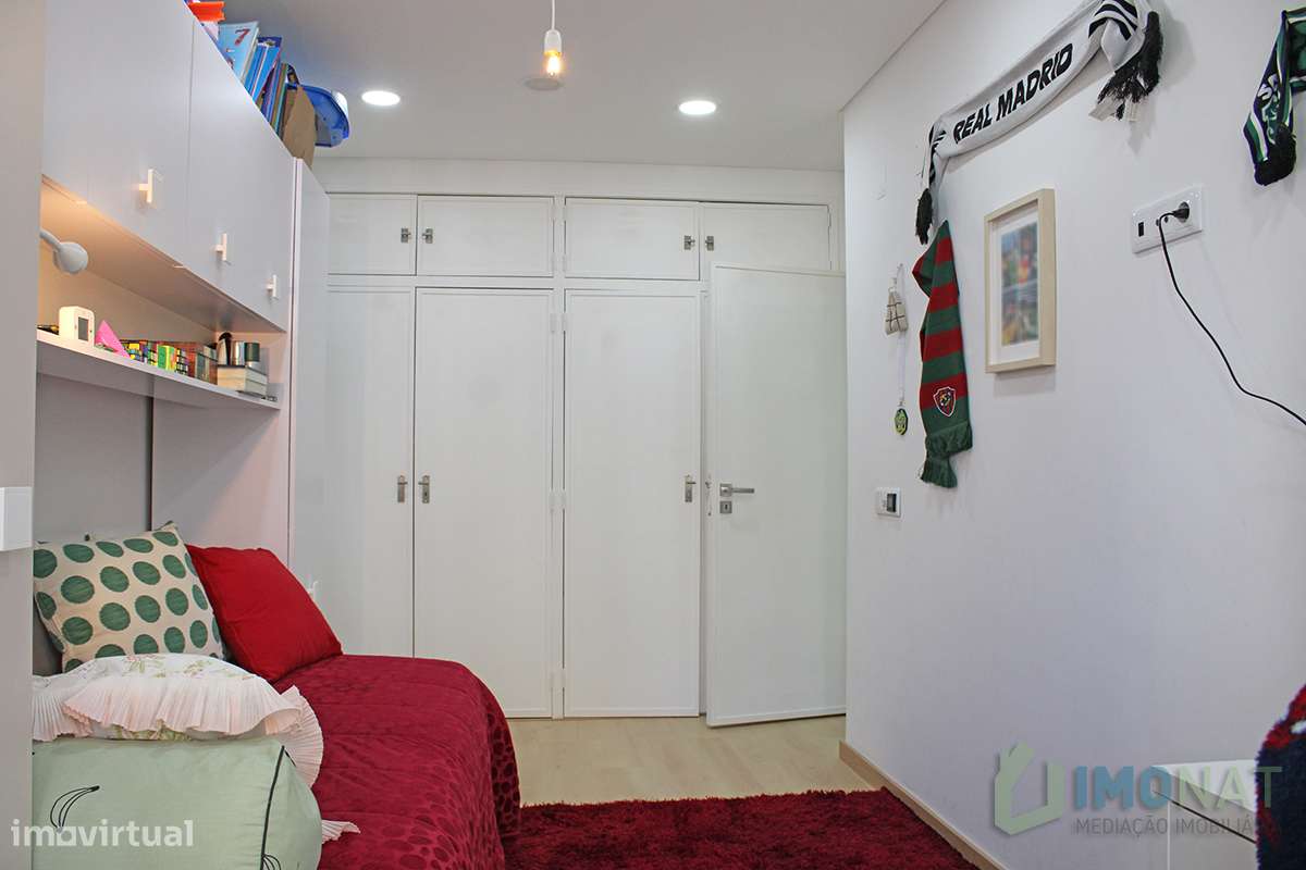 2 Apartamentos ,  T 2 + T 1-15