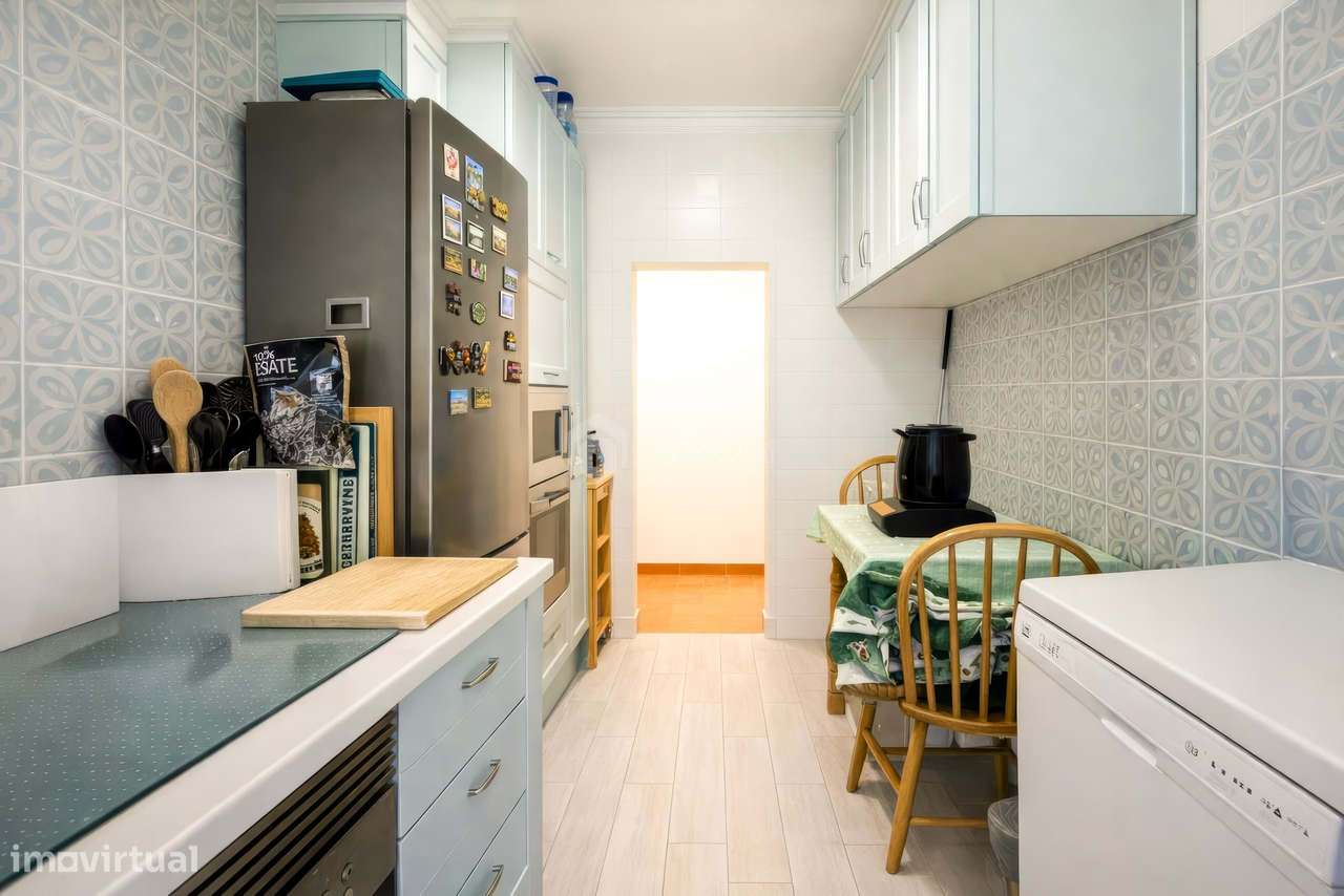 APARTAMENTO T3 REMODELADO | CENTRO DE VILA FRANCA DE XIRA-14