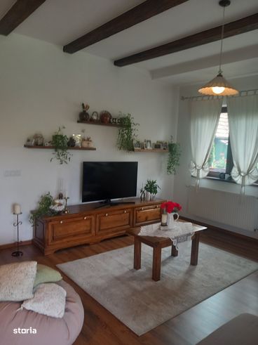 Casa pe un singur nivel,, 250 mp,teren 1260 mp in Sangiorgiu-8