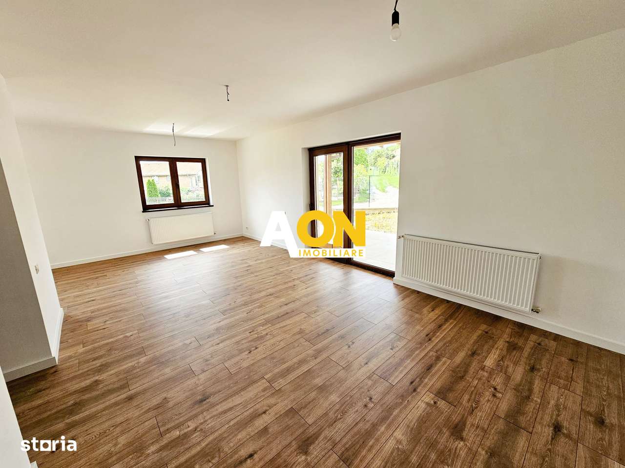 1/2 Duplex, 4 camere, 449 mp teren, asfalt, toate utilitatile, Cetate - Imagine principală: 4/17