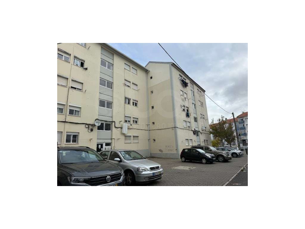 Apartamento T3 no Laranjeiro, Almada - Grande imagem: 3/4