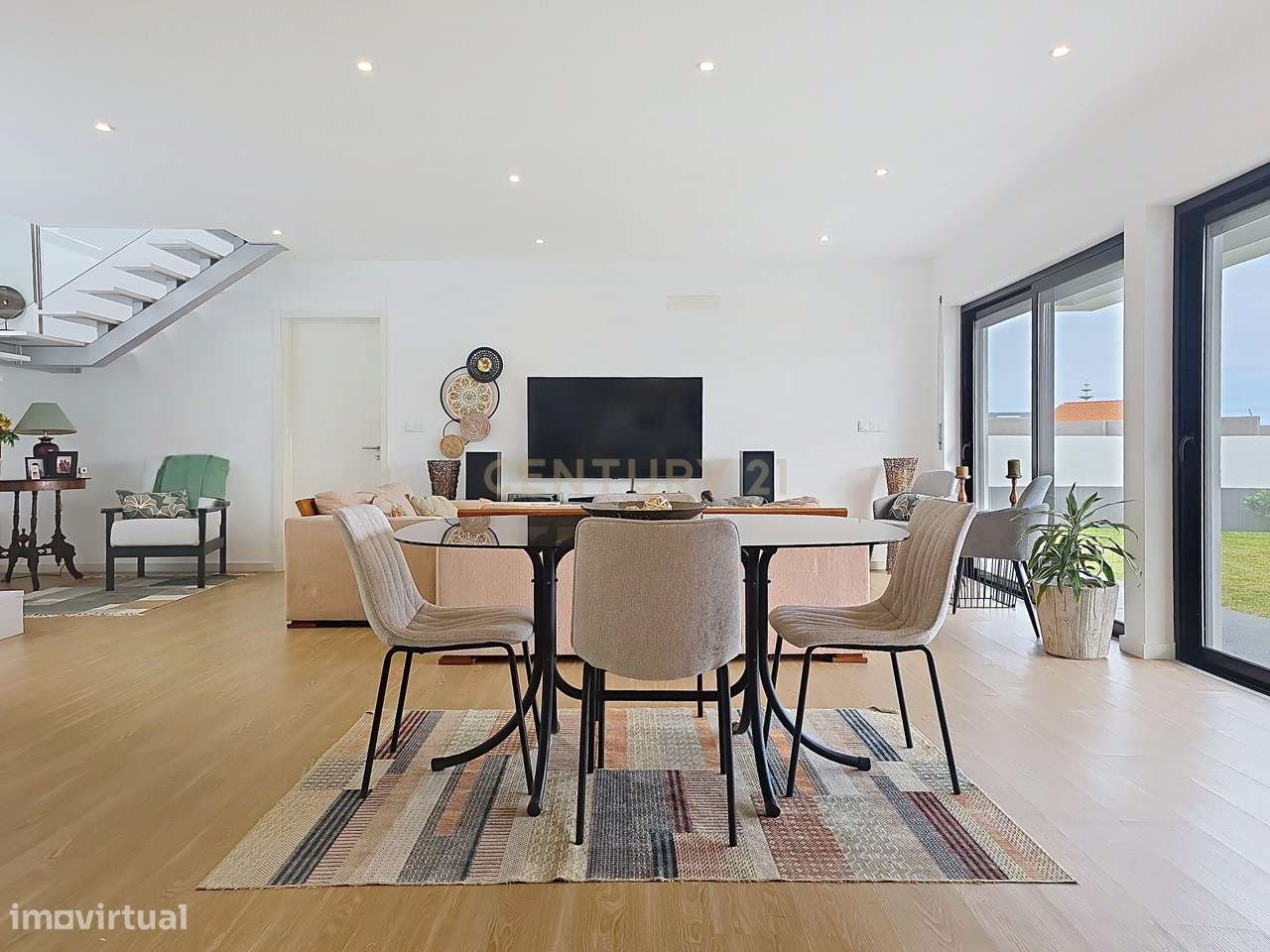 Casa de Arquitetura Moderna em Localização Premium - Grande imagem: 4/41