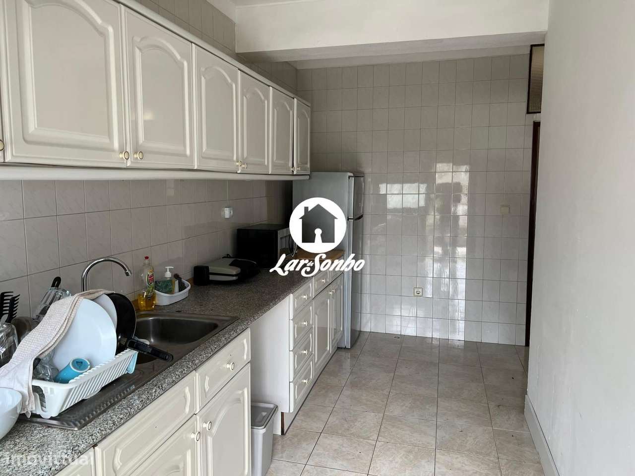 Apartamento T2 com CAVE e TERRAÇO de 80m2 à constituição-17