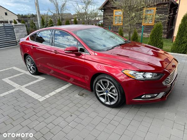 Ford Fusion - 4