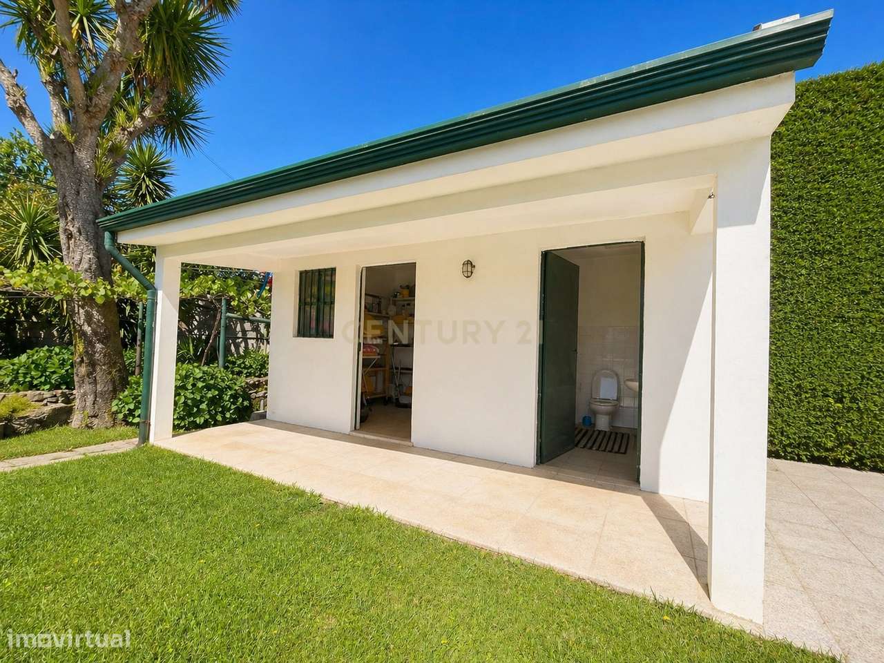 Moradia T3 com excelente privacidade, piscina e grande espaço exterior-20