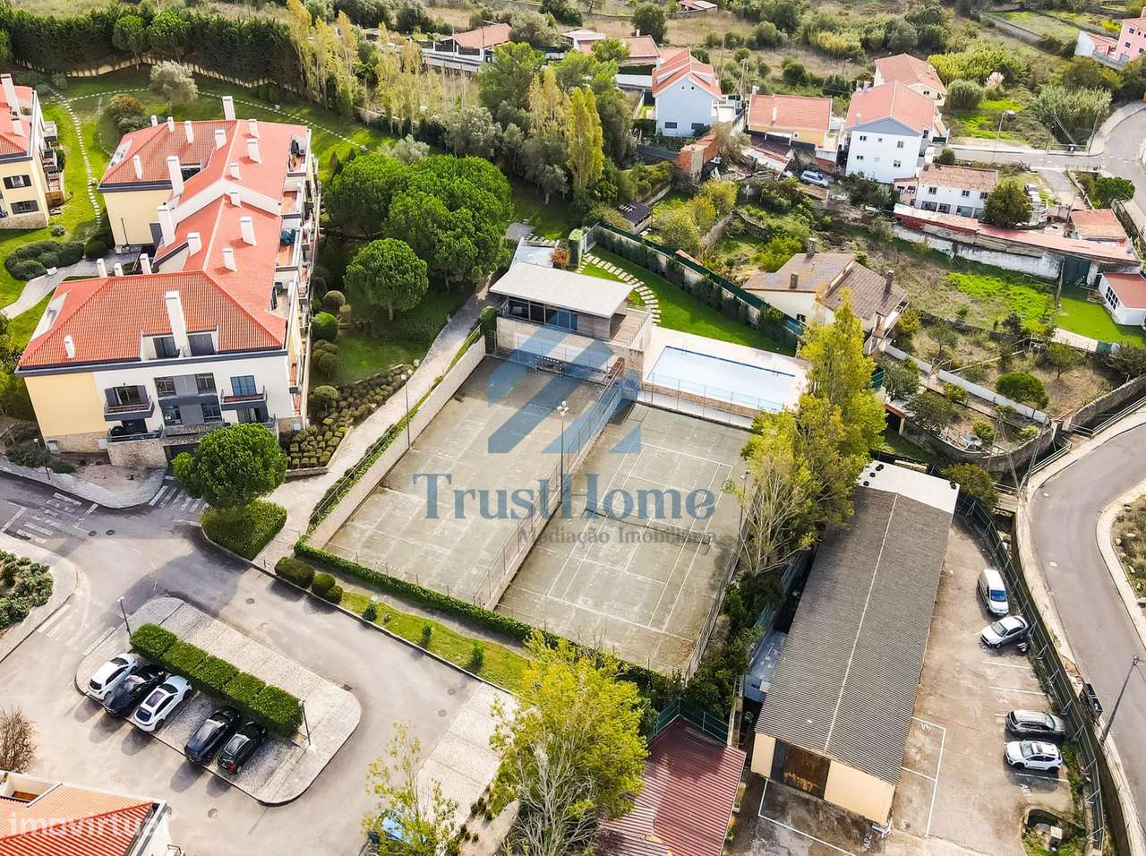 T3 em condomínio privado com dois lugares parqueamento-34