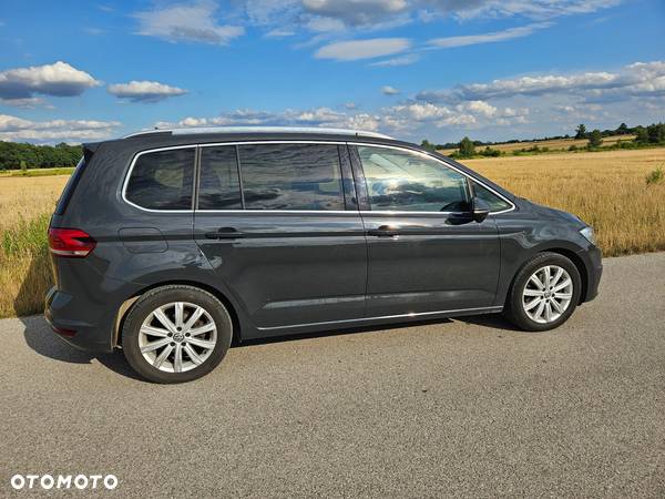 Volkswagen Touran 2.0 TDI BMT Highline DSG - 2