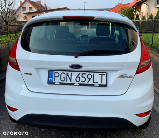 Ford Fiesta 1.6 TDCi Trend - 29