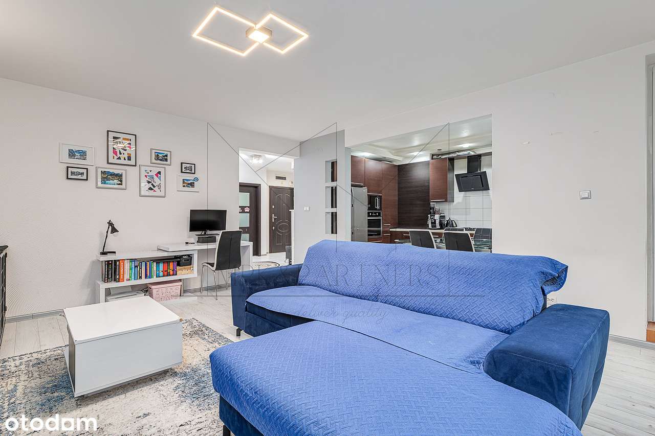 Przestronny, 3 pokojowy, dwustronny apartament na zamkniętym osiedlu!-2