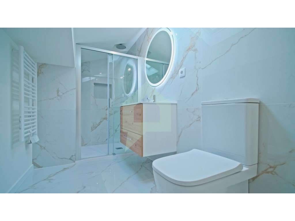 Moradia totalmente remodelada, com 3 quartos, na cidade de Barcelos.-48