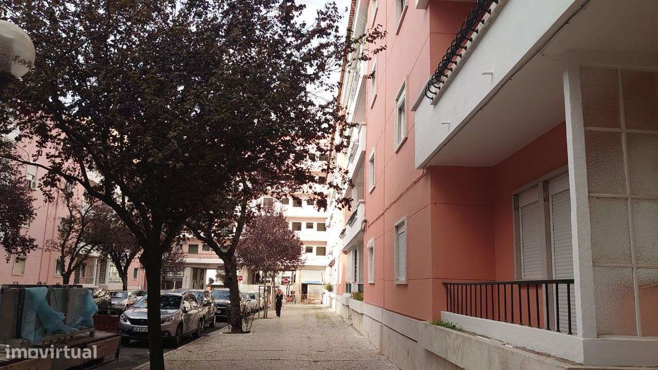 T2 Rua dos Cervantes Lisboa Remodelado-32