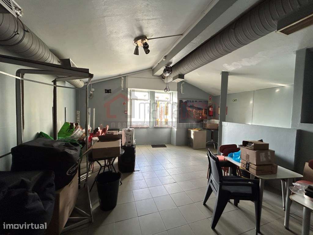 Prédio no Centro Histórico de Peniche-18