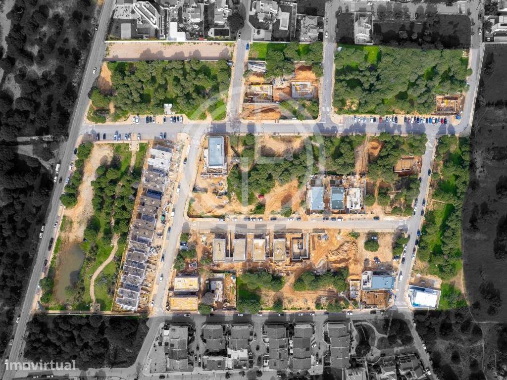 Moradia em T4 em banda em Faro - Grande imagem: 5/55