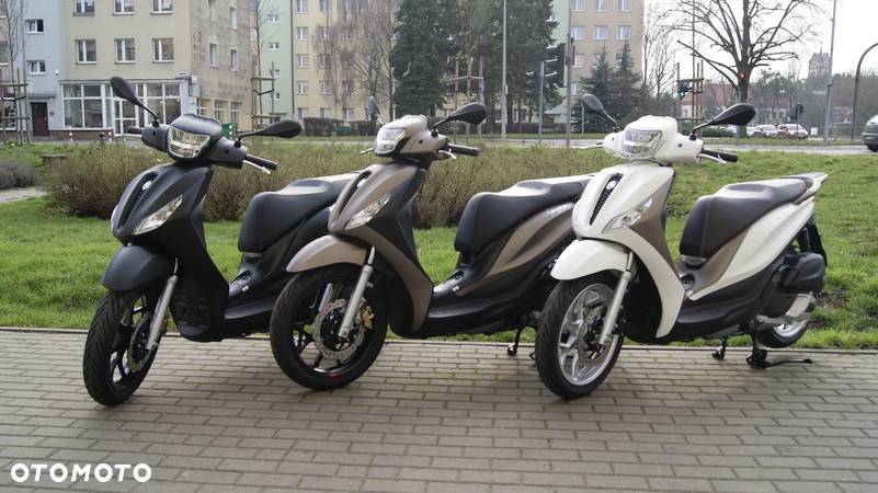 Piaggio Medley - 1