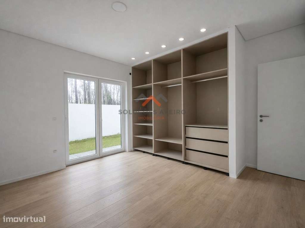 Moradia T3 Térrea Conforto, Espaço e Funcionalidade - Esgueira - Grande imagem: 4/11