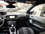 Peugeot 308 1.2 PureTech GT Line - 26