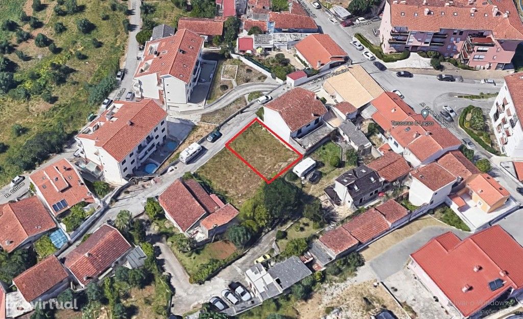 Lote de terreno próximo do Lidl Santa Clara com projeto aprovado para