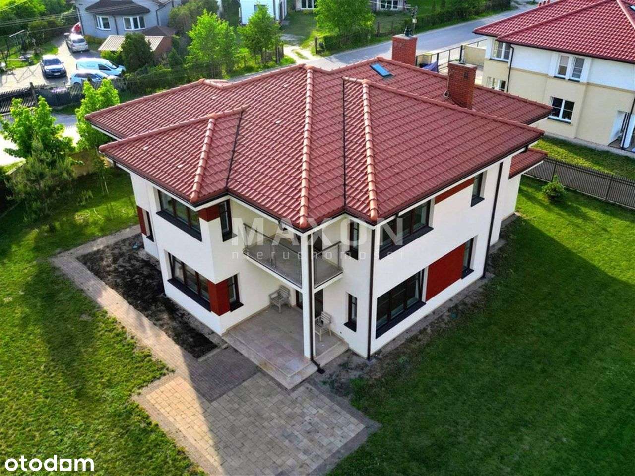 Nowy, bez Pcc dom nieopodal Konstancina