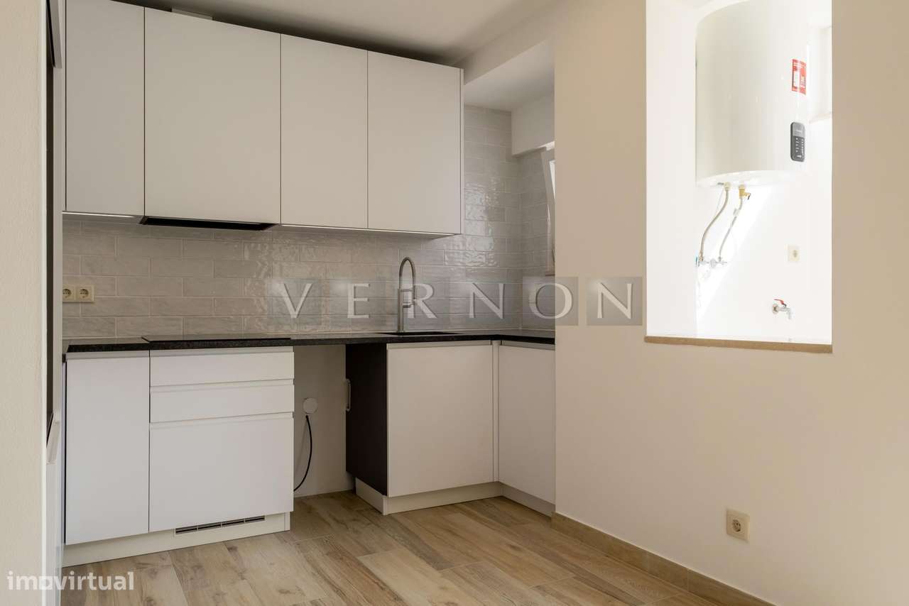 Apartamento T1 no R/Chão renovado no centro da cidade de Silves-18