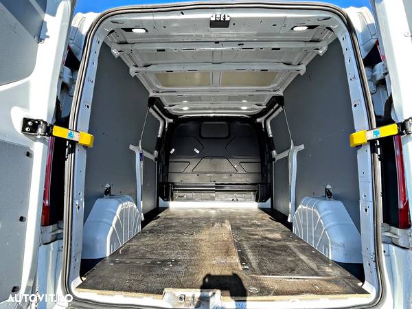 Ford TRANSIT CUSTOM L2H1 - 16