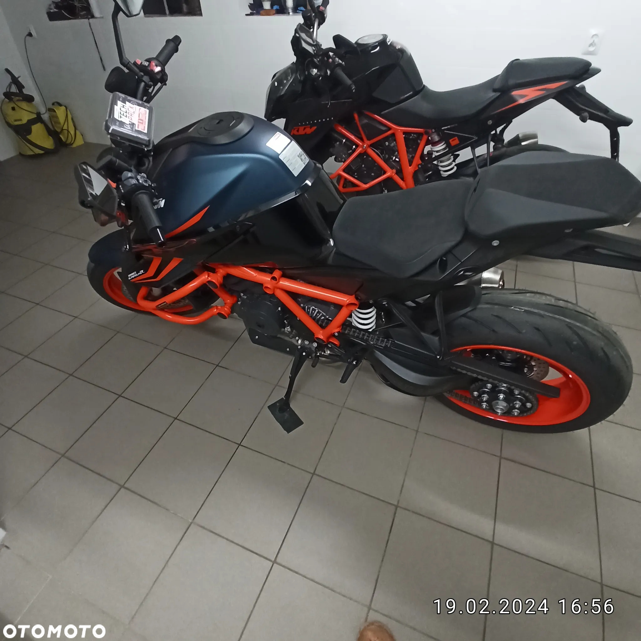 KTM Super Duke - 18