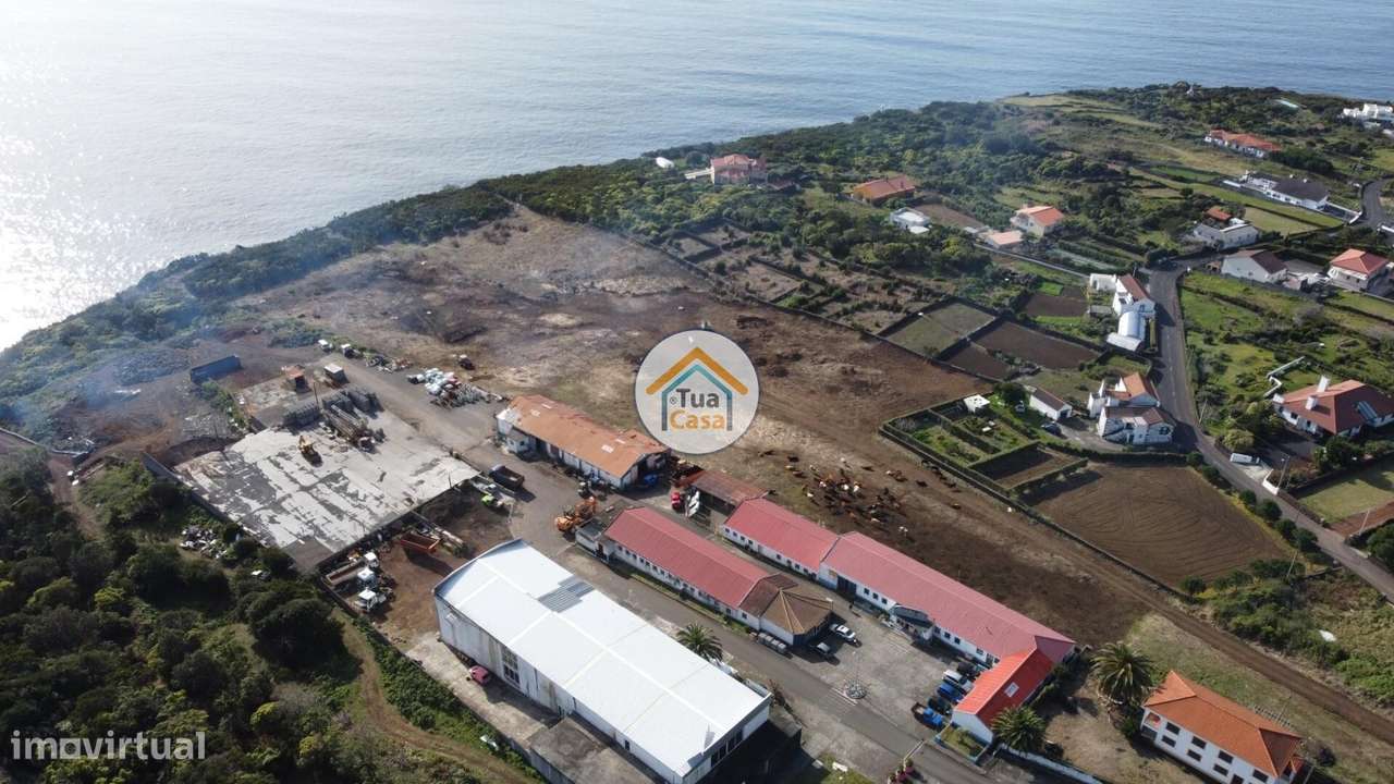 Oásis à Beira-Mar de 24.000 m2 localidade em Queimada na freguesia de - Grande imagem: 4/20