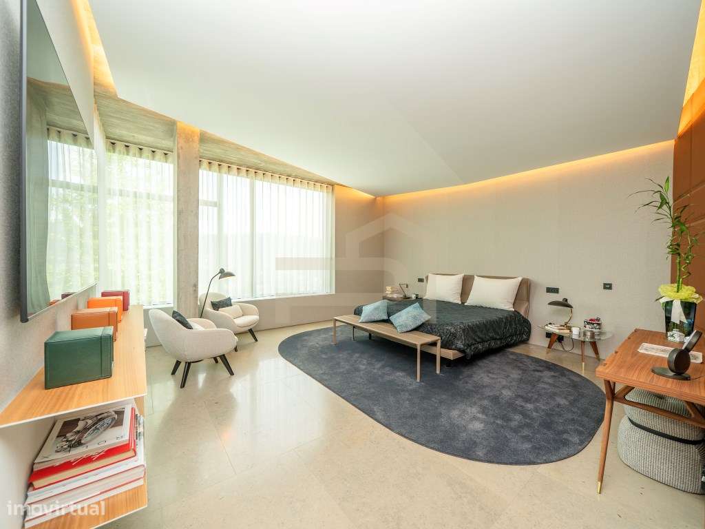 Exclusiva Moradia de Luxo com Design Contemporâneo-30