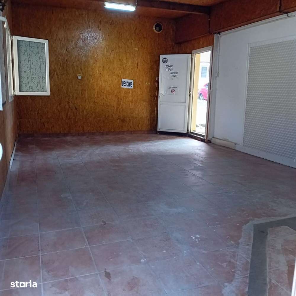 Spatiu comercial Mioveni, 30mp + 20 mp terasa, zona Carrefour - Imagine principală: 1/2