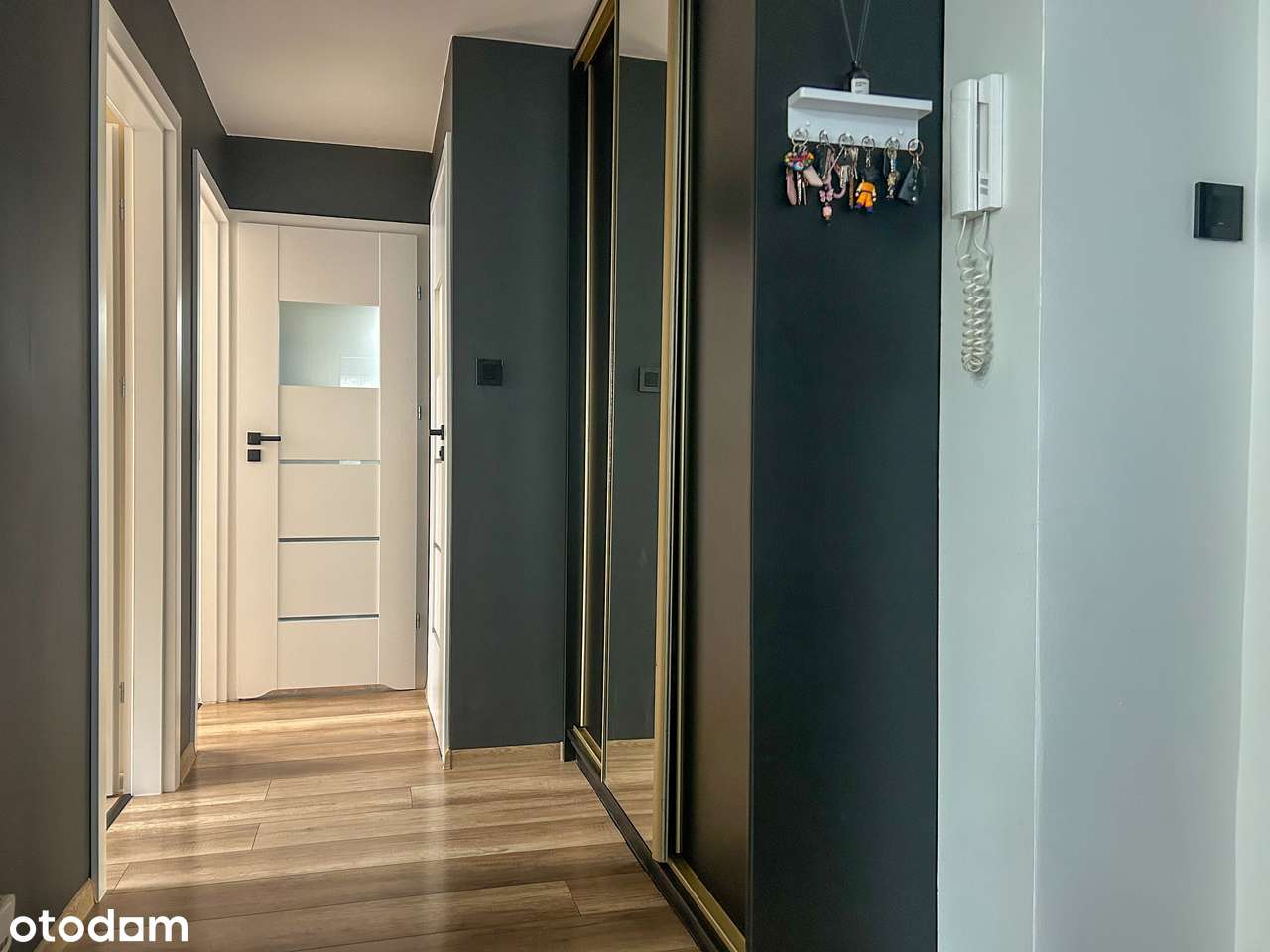 Mieszkanie z balkonem blisko centrum Wrześni-8