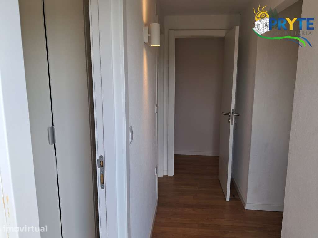 Moradia de tipologia T3 situada perto da Vila da Sertã-27