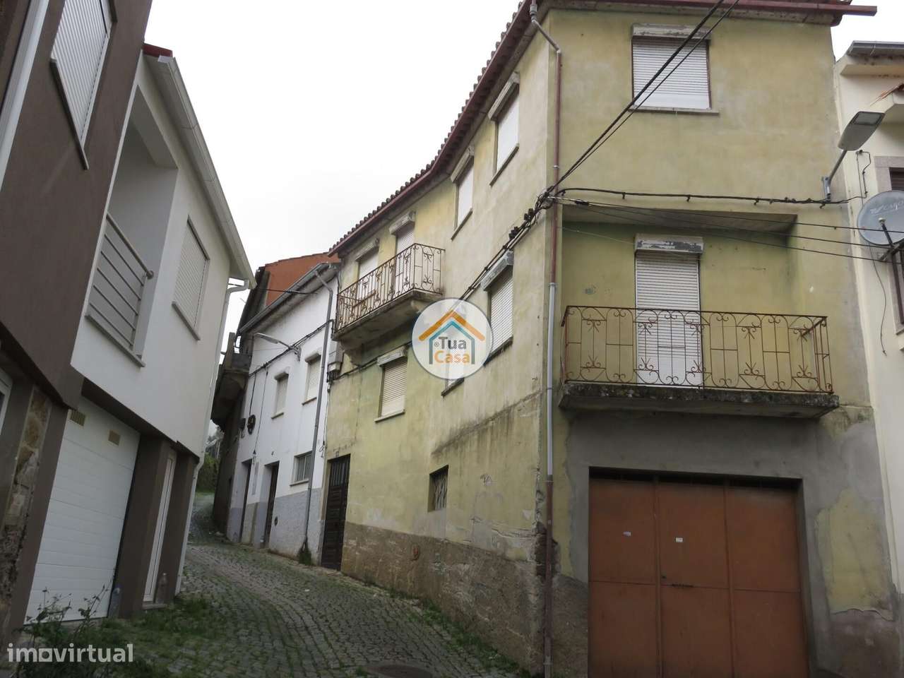 Moradia com Garagem e Vista Serra em Silvares - Grande imagem: 1/47