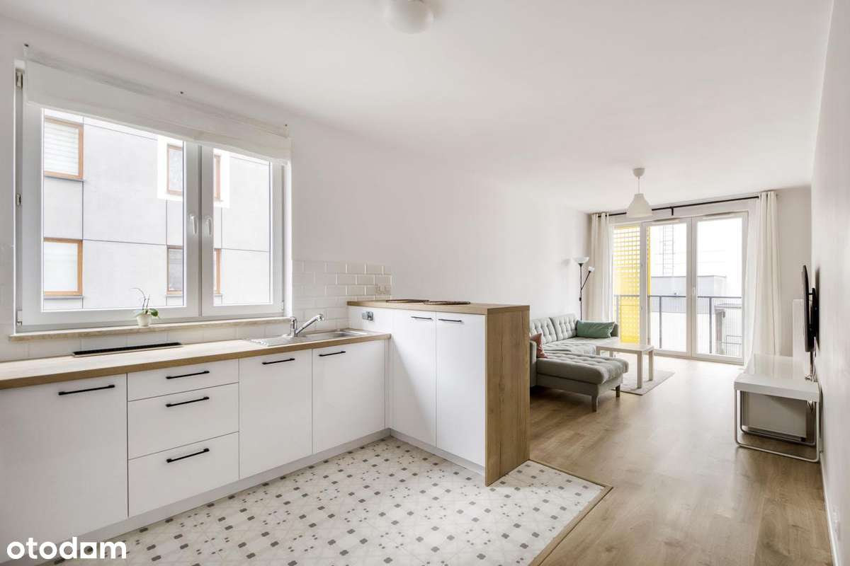 Nowoczesne 3-pokojowe mieszkanie z balkonem (SOLD / SPRZEDANY)-1