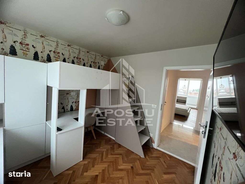 Apartament de LUX cu 3 camere, semidecomandat, in zona Centrala - Imagine principală: 5/8