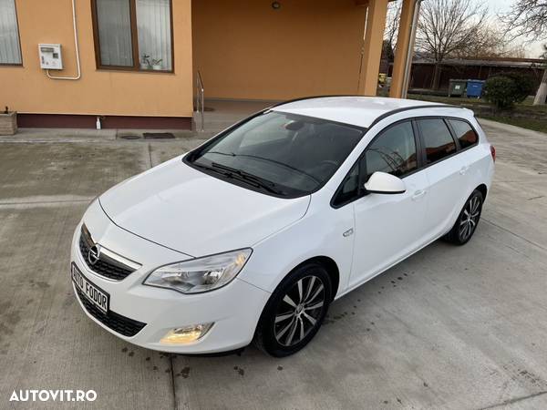 Opel Astra Sports Tourer 2.0 CDTI - 16