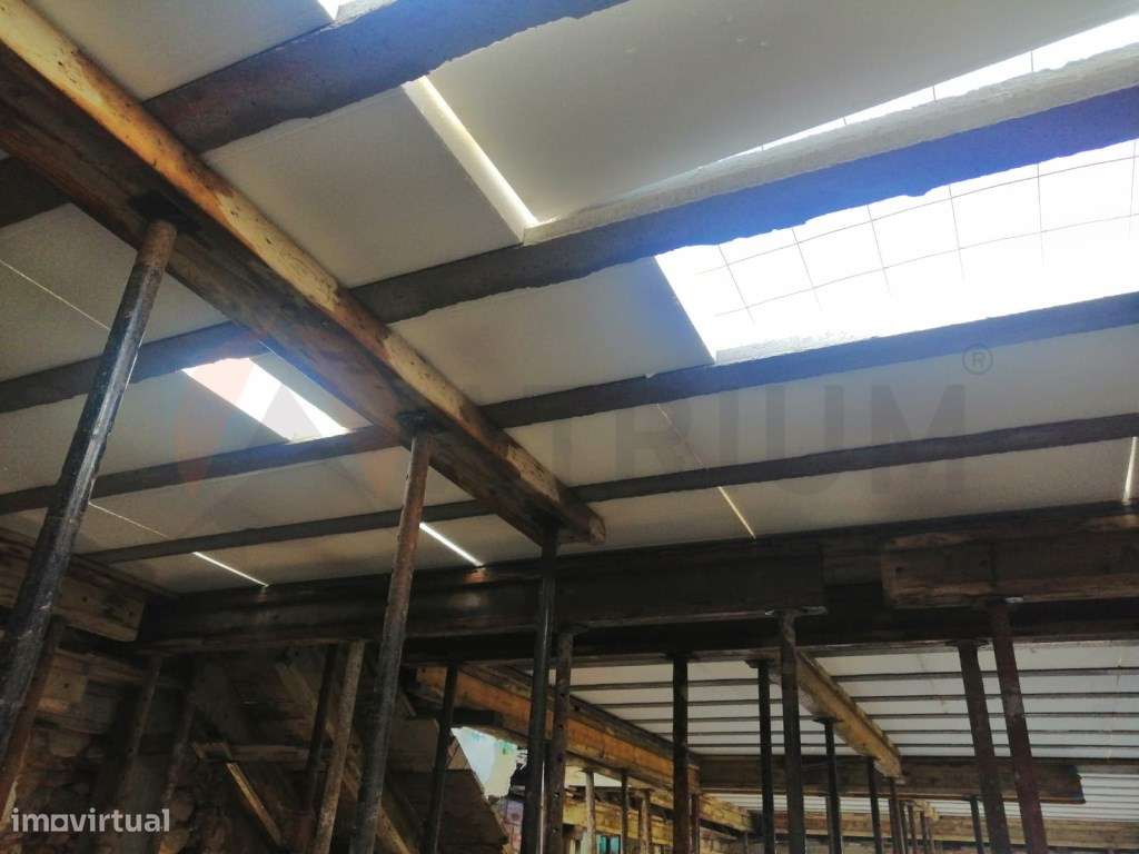 Moradia T2 Duplex com terreno, Belas-7