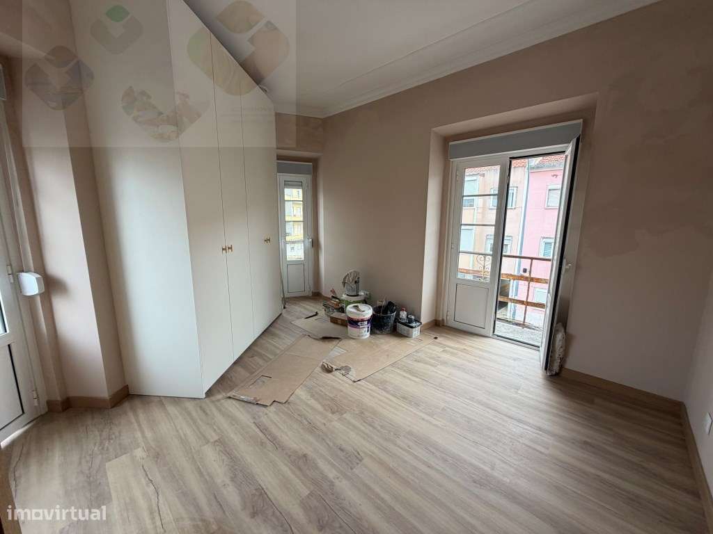 Ótimo T2 - Amadora centro (igreja)-29