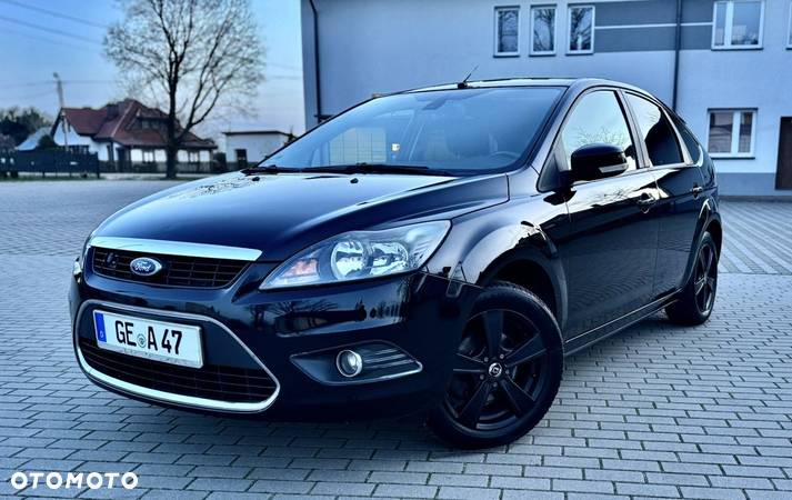 Ford Focus Turnier 1.8 Ghia - 12