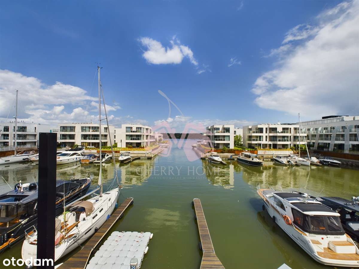 Apartament z widokiem na rzekę i miejscem na jacht-5