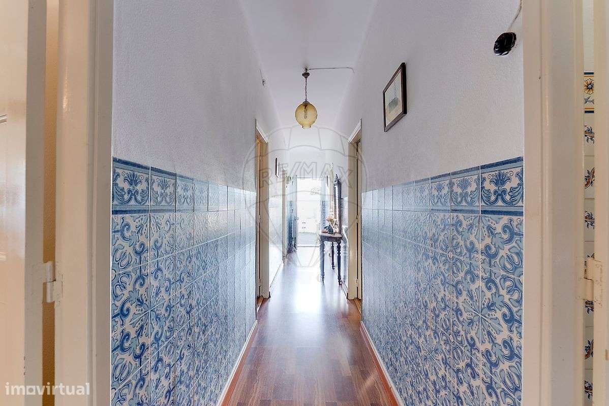 Moradia T6 | 2 Andares com Utilização Independente | Lote 1048m2-24