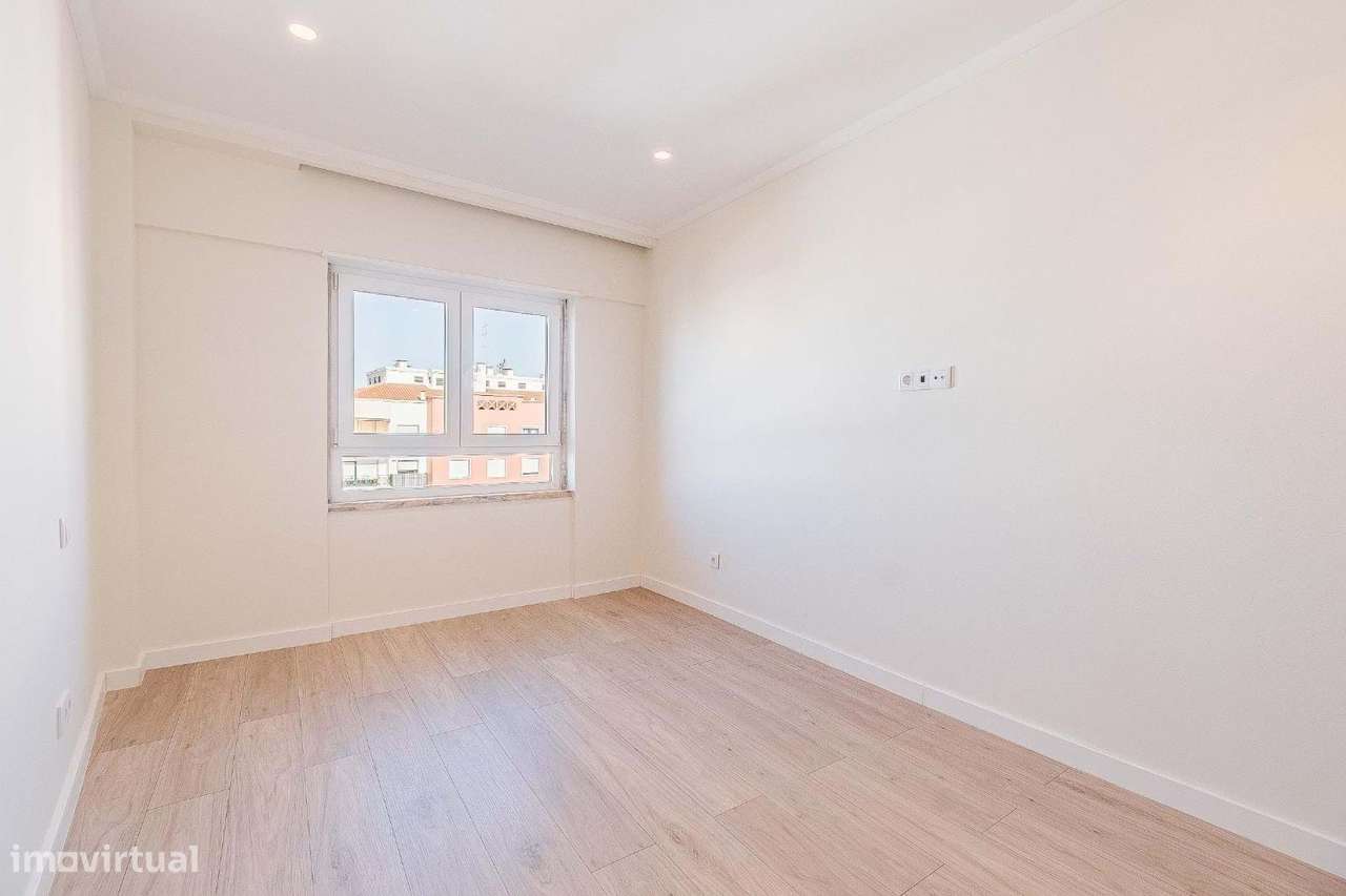 T4 Premium | 172 m² | Acabamentos de Luxo | 9.º Andar | Massamá – A Me-22