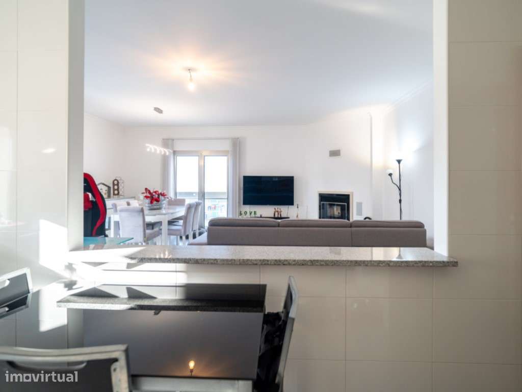 Apartamento T3 de excelentes àreas numa zona residencial calma da N...-10