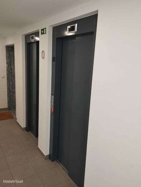 T3 em Rio de Mouro (ler descrição) - Grande imagem: 4/12