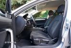 Volkswagen Passat 2.0 TDI SCR Comfortline - 25