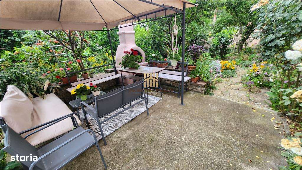 Vila Julie Ultracentral Suceava De Vanzare - Imagine principală: 3/17