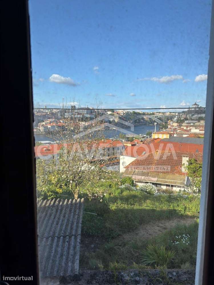 Moradia para Recuperar | Oportunidade Investimento em Vila Nova Gaia - Grande imagem: 5/12