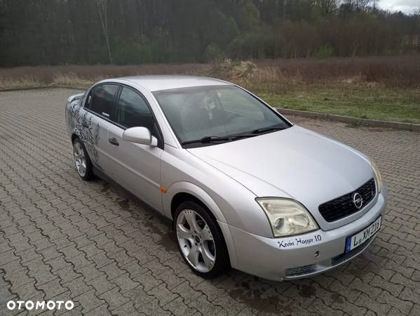 Opel Vectra 2.2 Design - 4