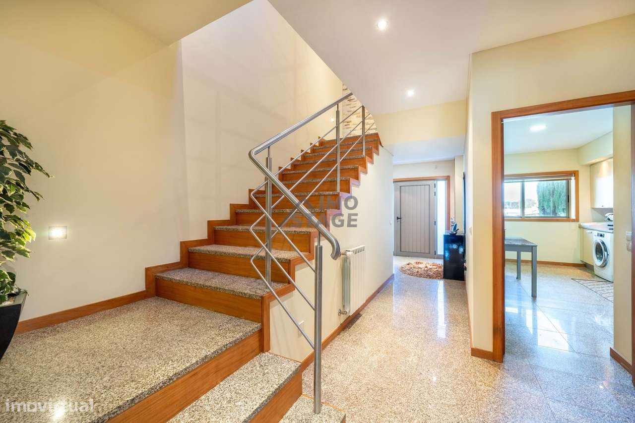 Moradia, 152 m², Grijó e Sermonde-13